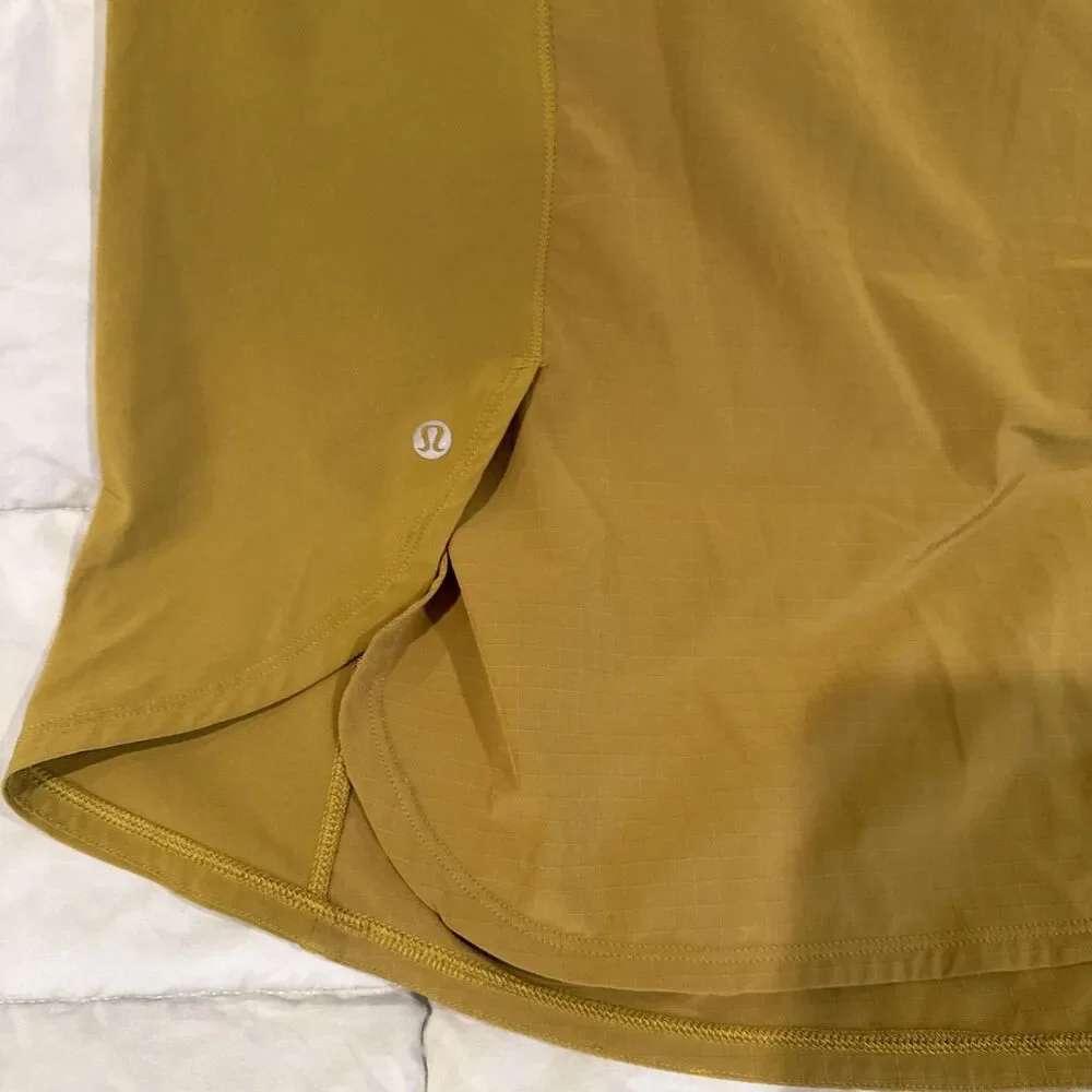 Lululemon Short Sleeve Running Shirt 10/12 LW3FFZS Chartreuse Summer Tennis